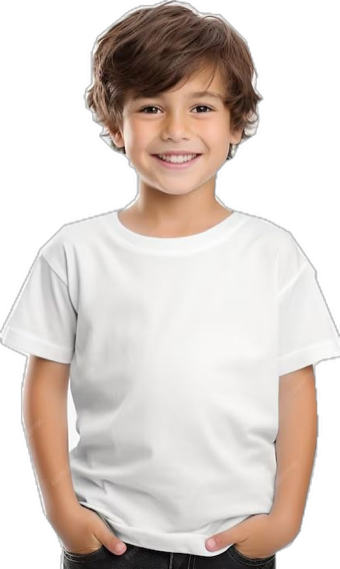 Niño con playera blanca